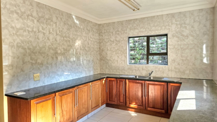 3 Bedroom Property for Sale in Birdwood Estate North West